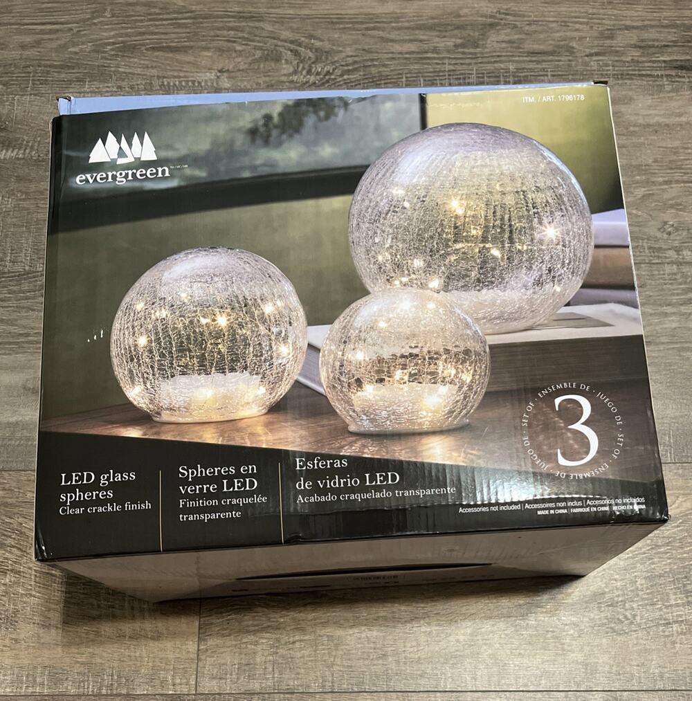 Evergreen, Set 3 - LED Glass Spheres Towers | Hand-blown Glass